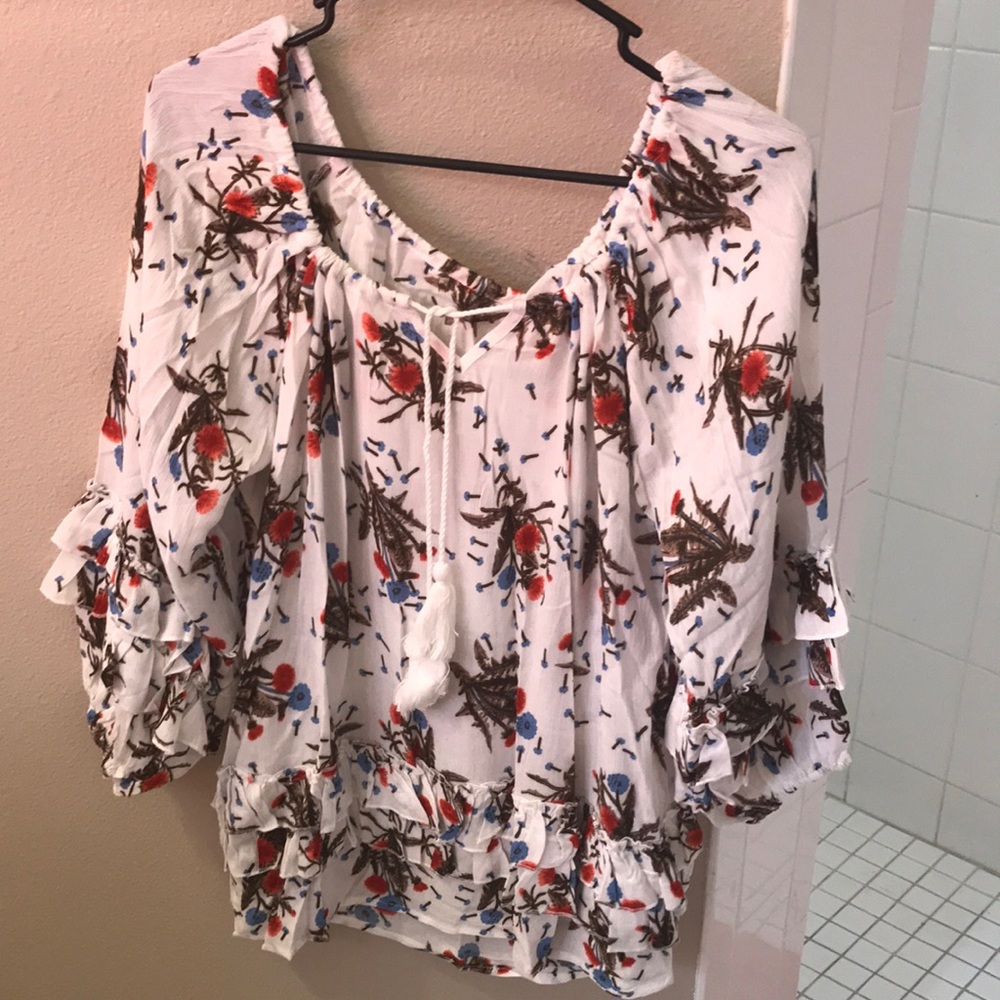 Kiki LaRue top